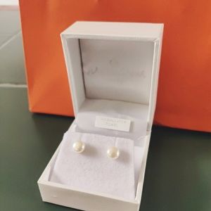 6mm freshwater pearl button stud earrings new with gift box